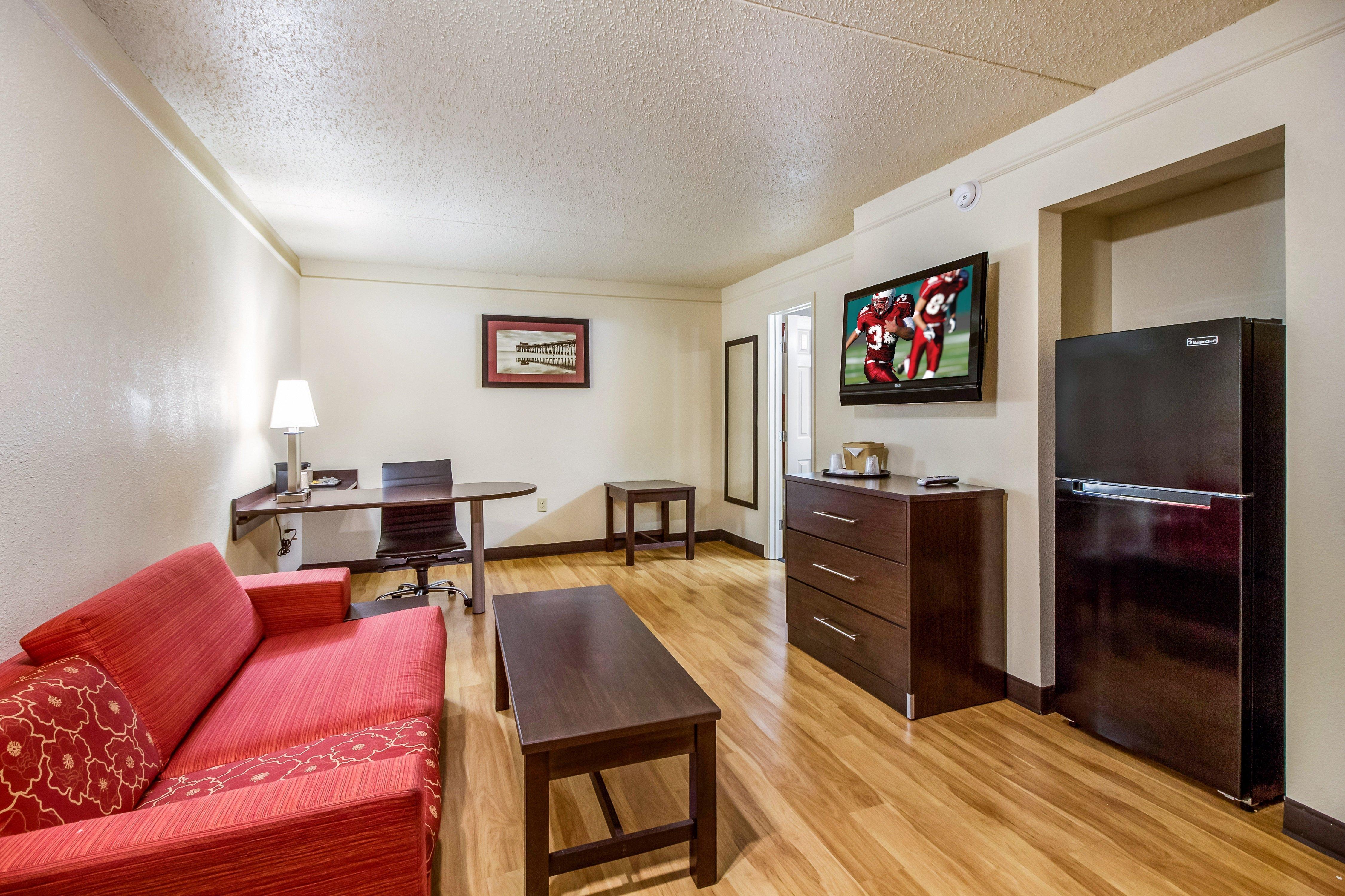 Red Roof Inn Houston East I-10 Extérieur photo