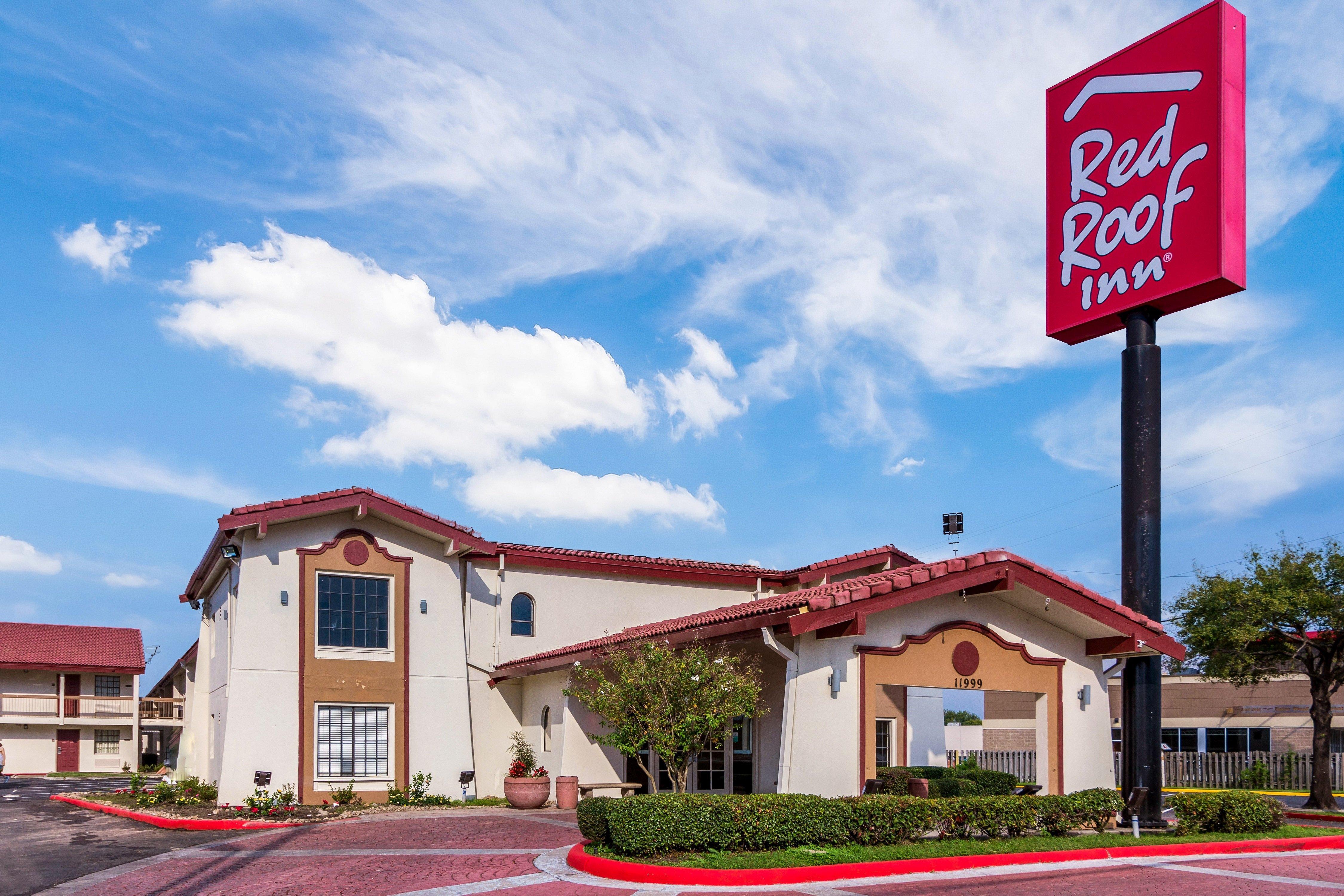Red Roof Inn Houston East I-10 Extérieur photo