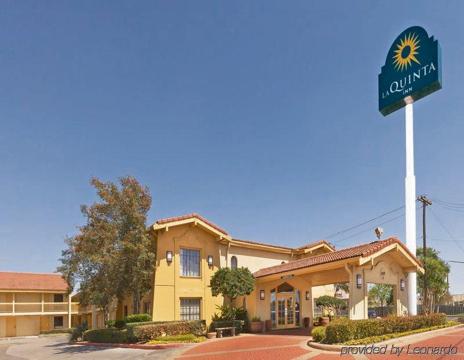 Red Roof Inn Houston East I-10 Extérieur photo