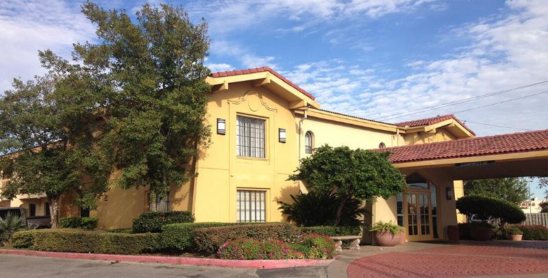 Red Roof Inn Houston East I-10 Extérieur photo
